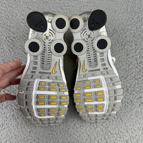 Nike Livestrong Shox Womens Size 7 Sneakers Yellow colorway 2010 release Y2k - Picture 6 of 7